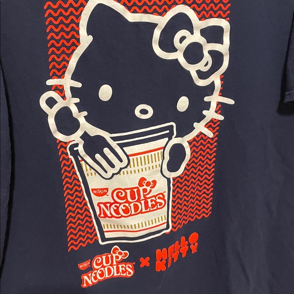 🩶🩶 Hello Kitty Cup Noodles Navy Tee (size XL) - Picture 3 of 5